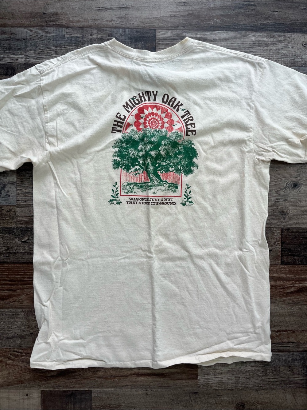 Dravus Men’s Cream Short Sleeve Graphic Pocket Tee